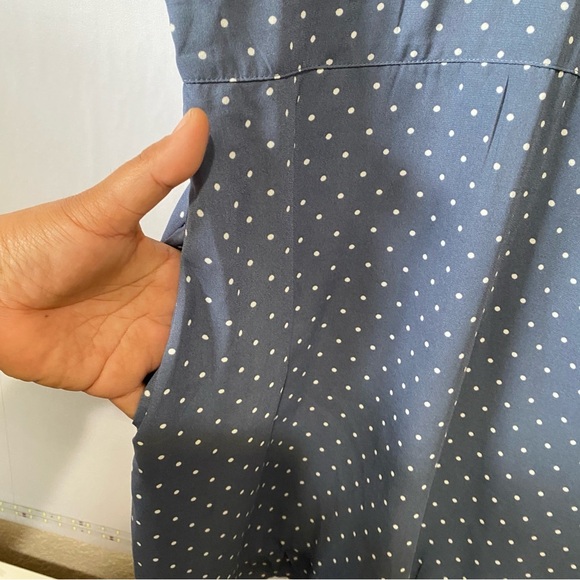 Abercrombie & Fitch Polka Dot Mini Dress Blue Ruffle Hem Size Large Preppy - Picture 8 of 12